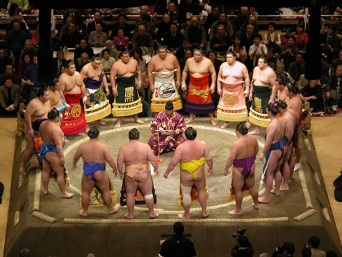 Sumo_ring_entering_ceremony